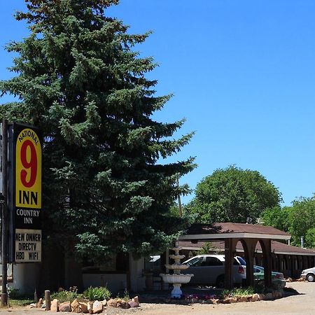 Dove Creek Inn エクステリア 写真