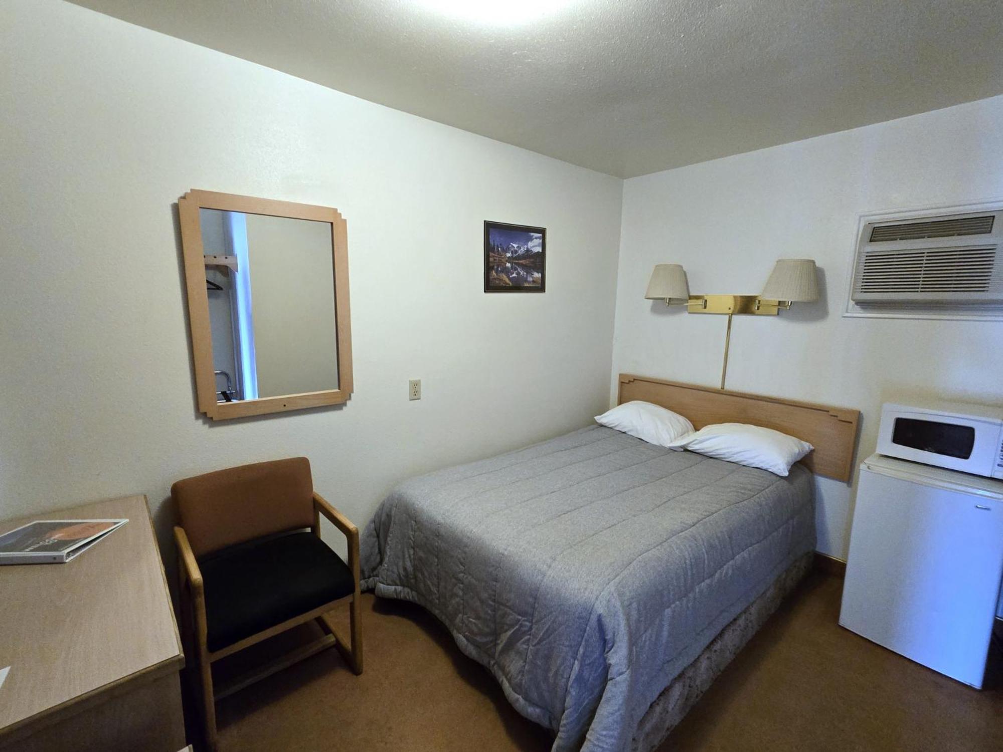 Dove Creek Inn エクステリア 写真