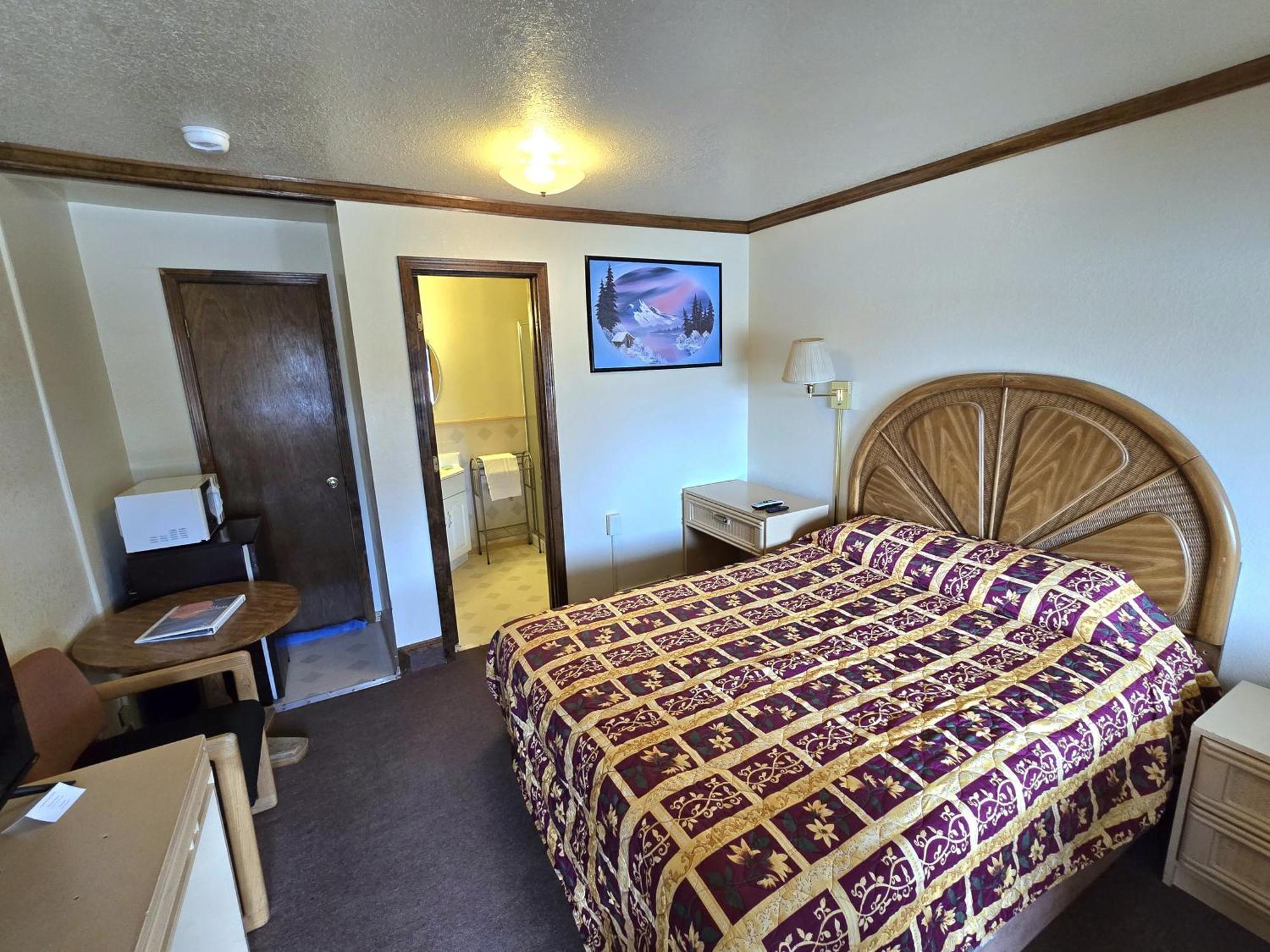 Dove Creek Inn エクステリア 写真